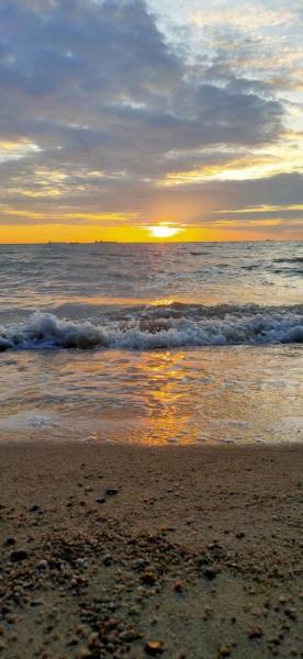 Adella Beach Homestay - Pantai Puteri Melaka